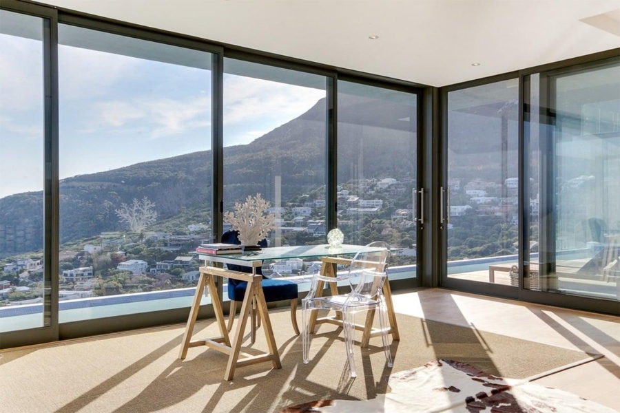 To Let 6 Bedroom Property for Rent in Llandudno Western Cape